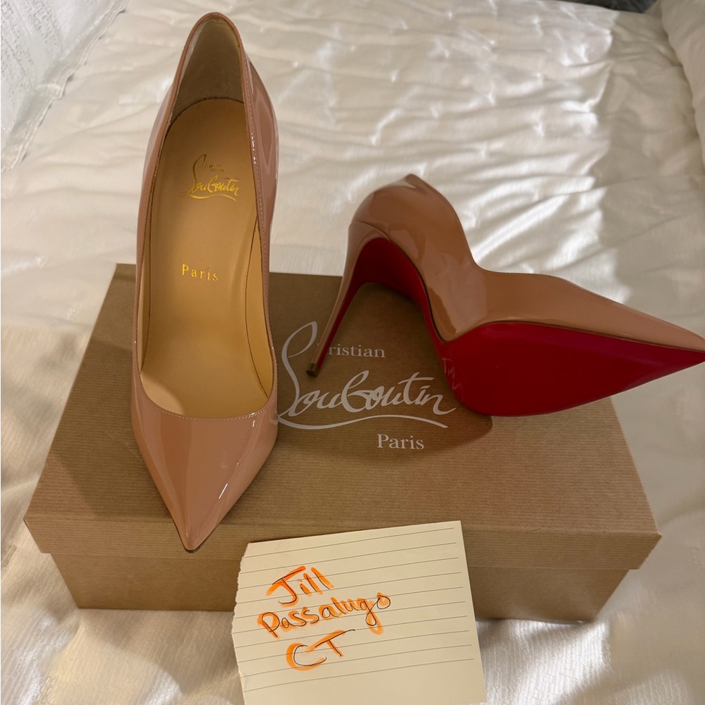 Christian Louboutin NEW nude pigalle 100 Heels